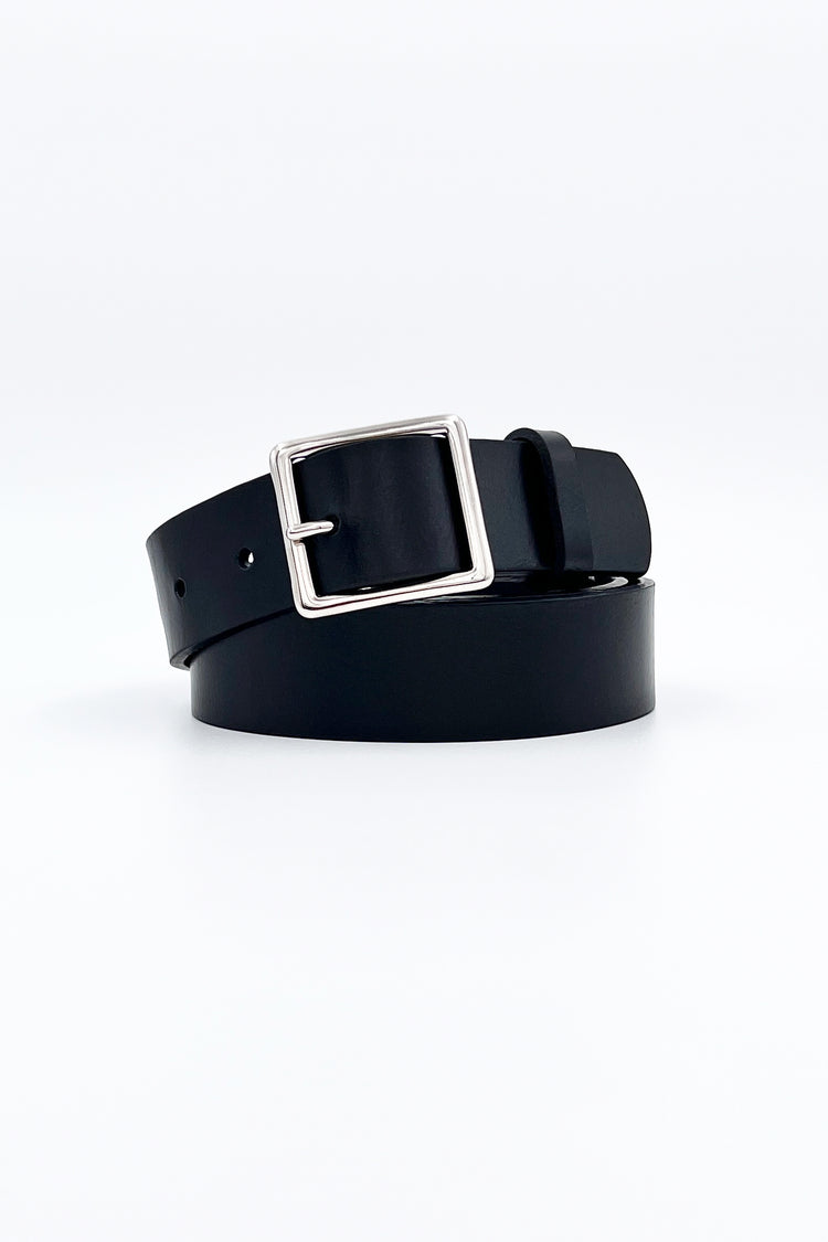 Slim Classic Square Buckle Belt — Black Leather – R. TURBOW  display picture 1